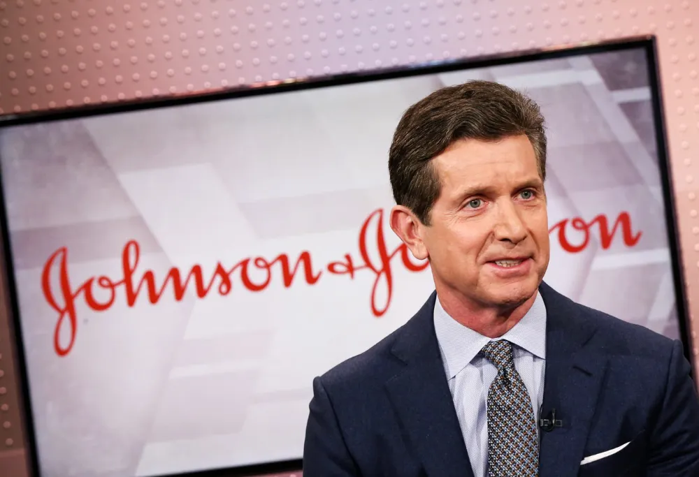 How does Alex Gorsky work his leadership magic at Johnson & Johnson ?