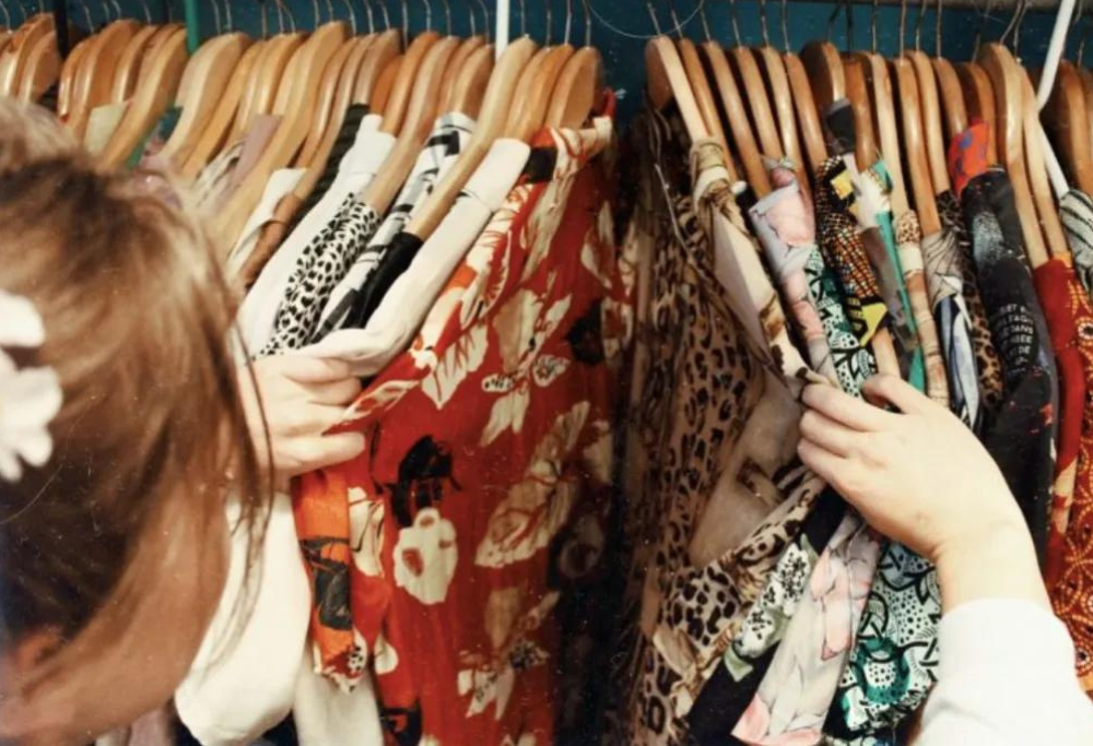 Vintage vs. fast fashion: which do you prefer and why?