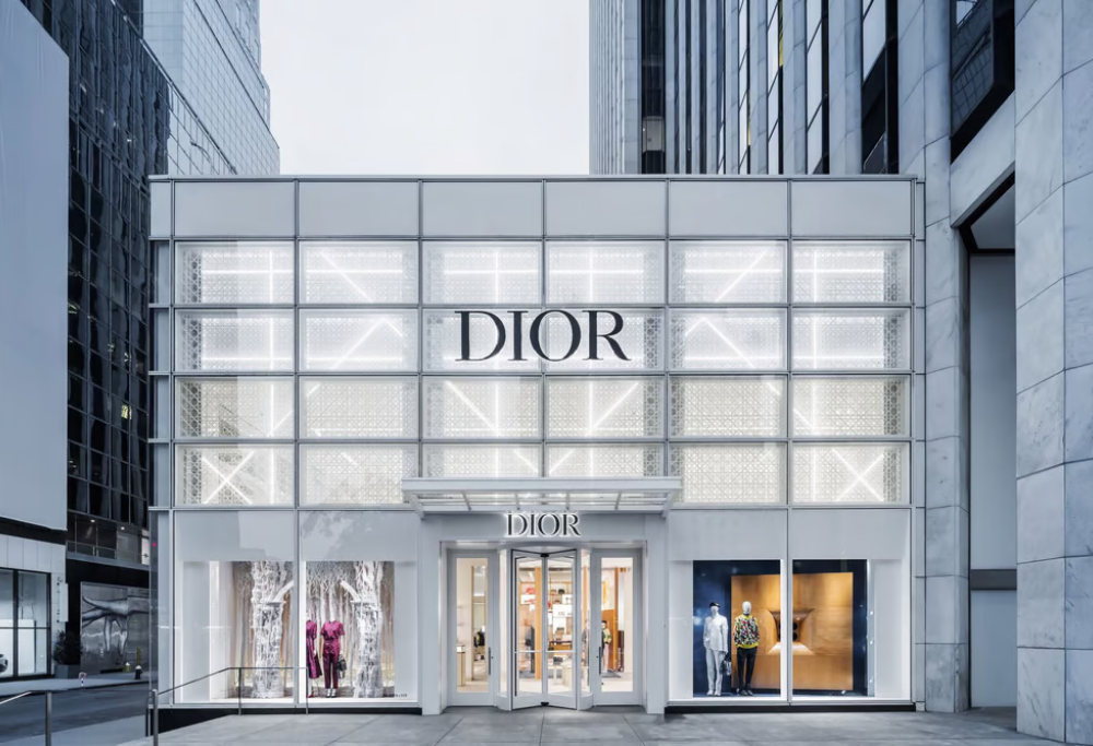 Discover Dior: A Deep Dive into European Fashion Elegance